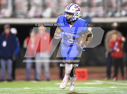 Thumbnail 1 in Archbishop Rummel @ John Curtis Christian photogallery.