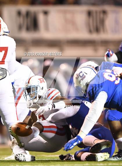 Thumbnail 1 in Archbishop Rummel @ John Curtis Christian photogallery.
