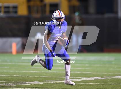 Thumbnail 3 in Archbishop Rummel @ John Curtis Christian photogallery.