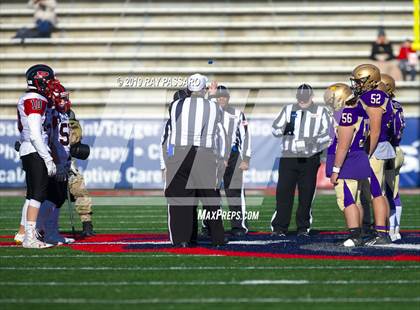 Thumbnail 1 in Plainedge vs. Sayville (Long Island Division III Championship) photogallery.