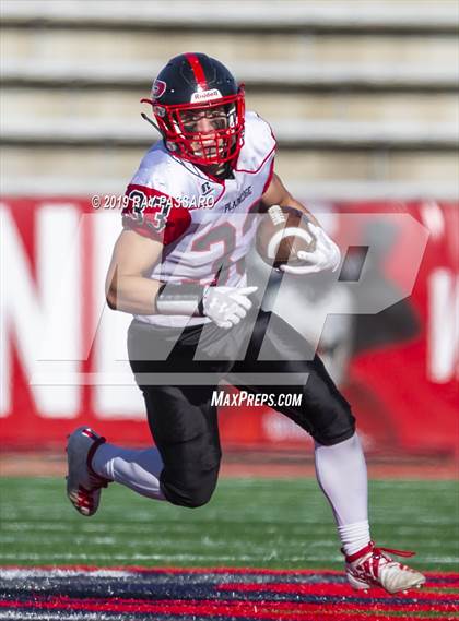 Thumbnail 1 in Plainedge vs. Sayville (Long Island Division III Championship) photogallery.