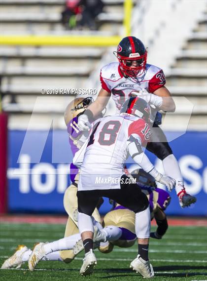 Thumbnail 1 in Plainedge vs. Sayville (Long Island Division III Championship) photogallery.