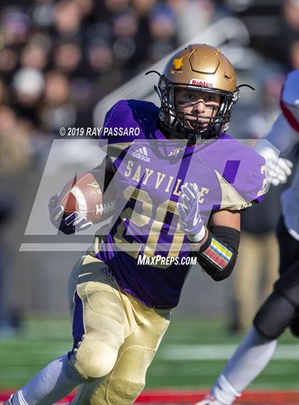 Thumbnail 2 in Plainedge vs. Sayville (Long Island Division III Championship) photogallery.
