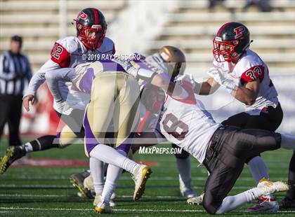 Thumbnail 1 in Plainedge vs. Sayville (Long Island Division III Championship) photogallery.