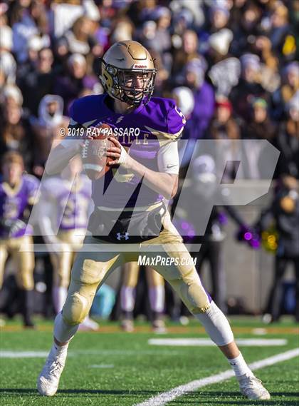 Thumbnail 1 in Plainedge vs. Sayville (Long Island Division III Championship) photogallery.