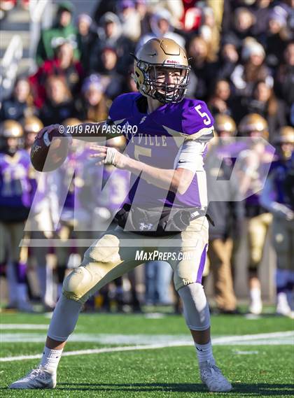 Thumbnail 1 in Plainedge vs. Sayville (Long Island Division III Championship) photogallery.