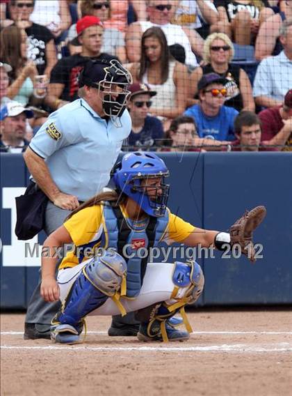 Thumbnail 1 in Big Spring vs. Valley View (PIAA Class AAA Final) photogallery.