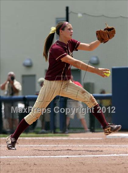 Thumbnail 2 in Big Spring vs. Valley View (PIAA Class AAA Final) photogallery.