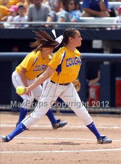Thumbnail 2 in Big Spring vs. Valley View (PIAA Class AAA Final) photogallery.