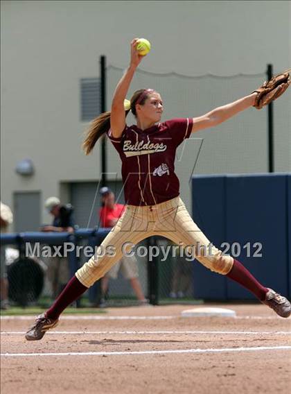 Thumbnail 3 in Big Spring vs. Valley View (PIAA Class AAA Final) photogallery.