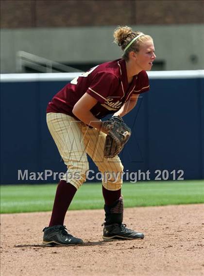 Thumbnail 2 in Big Spring vs. Valley View (PIAA Class AAA Final) photogallery.