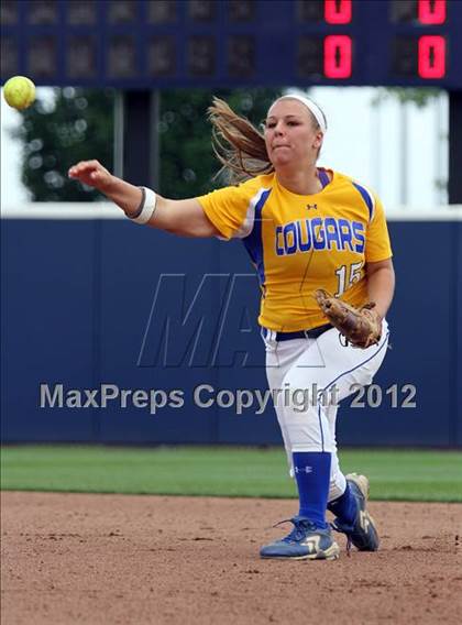Thumbnail 1 in Big Spring vs. Valley View (PIAA Class AAA Final) photogallery.