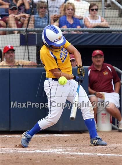 Thumbnail 1 in Big Spring vs. Valley View (PIAA Class AAA Final) photogallery.