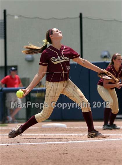 Thumbnail 2 in Big Spring vs. Valley View (PIAA Class AAA Final) photogallery.