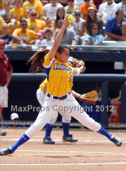 Thumbnail 1 in Big Spring vs. Valley View (PIAA Class AAA Final) photogallery.