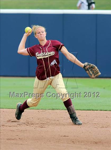 Thumbnail 3 in Big Spring vs. Valley View (PIAA Class AAA Final) photogallery.