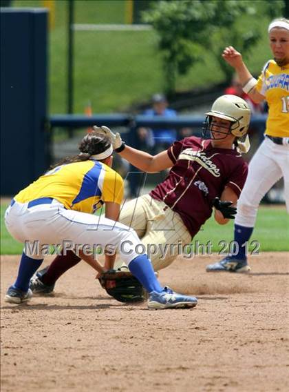 Thumbnail 1 in Big Spring vs. Valley View (PIAA Class AAA Final) photogallery.