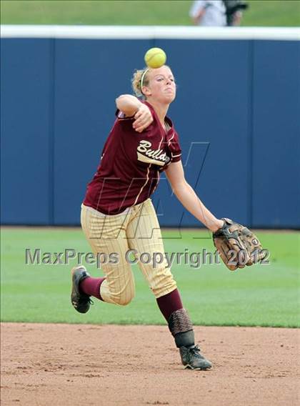 Thumbnail 1 in Big Spring vs. Valley View (PIAA Class AAA Final) photogallery.