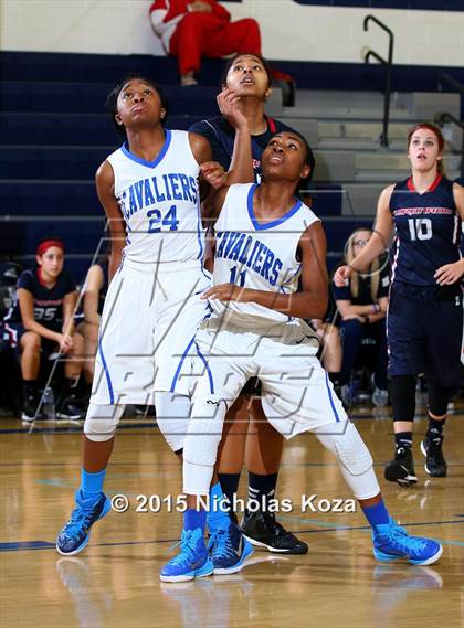 Thumbnail 3 in Serra vs. Coronado photogallery.