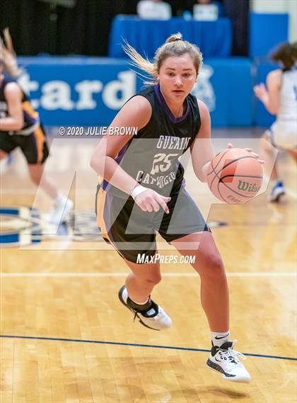 Thumbnail 3 in Guerin Catholic @ Indianapolis Bishop Chatard photogallery.
