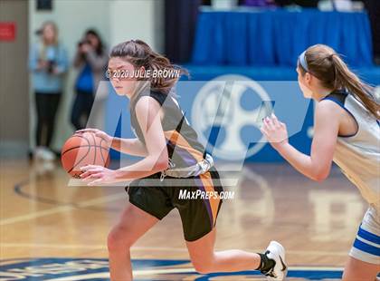 Thumbnail 3 in Guerin Catholic @ Indianapolis Bishop Chatard photogallery.