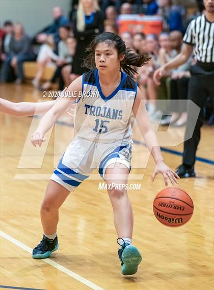 Thumbnail 1 in Guerin Catholic @ Indianapolis Bishop Chatard photogallery.