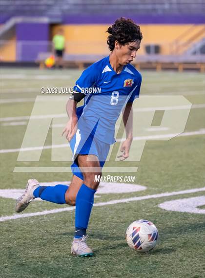 Thumbnail 3 in Kokomo vs Lebanon (IHSAA Sectional 5 Round 1) photogallery.