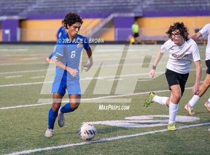 Thumbnail 2 in Kokomo vs Lebanon (IHSAA Sectional 5 Round 1) photogallery.