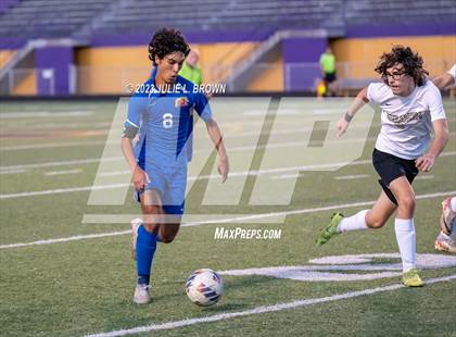 Thumbnail 1 in Kokomo vs Lebanon (IHSAA Sectional 5 Round 1) photogallery.