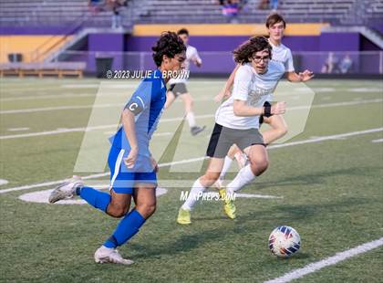 Thumbnail 2 in Kokomo vs Lebanon (IHSAA Sectional 5 Round 1) photogallery.
