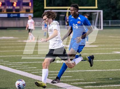 Thumbnail 3 in Kokomo vs Lebanon (IHSAA Sectional 5 Round 1) photogallery.