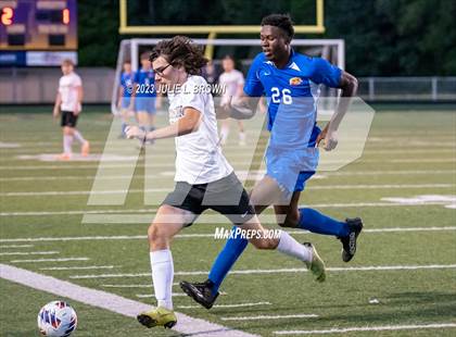 Thumbnail 2 in Kokomo vs Lebanon (IHSAA Sectional 5 Round 1) photogallery.