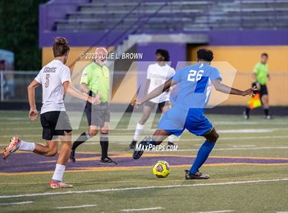 Thumbnail 2 in Kokomo vs Lebanon (IHSAA Sectional 5 Round 1) photogallery.