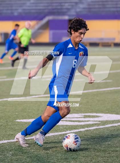 Thumbnail 1 in Kokomo vs Lebanon (IHSAA Sectional 5 Round 1) photogallery.