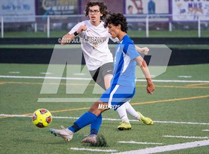 Thumbnail 1 in Kokomo vs Lebanon (IHSAA Sectional 5 Round 1) photogallery.