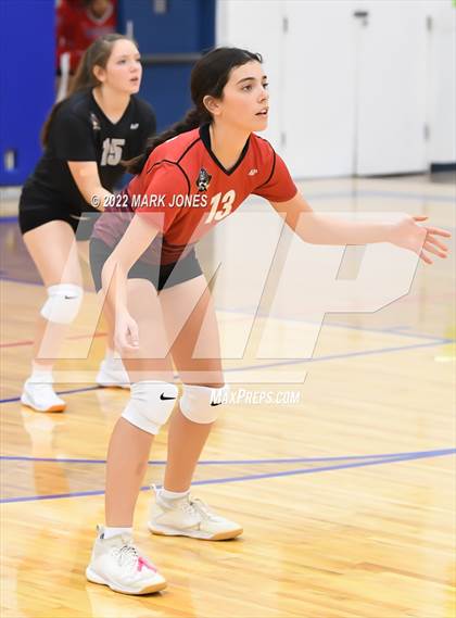 Thumbnail 3 in Moon Valley vs. Mingus (JV) photogallery.