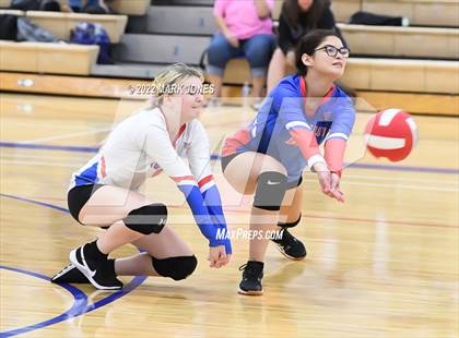 Thumbnail 1 in Moon Valley vs. Mingus (JV) photogallery.