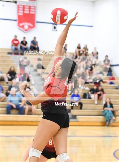 Thumbnail 2 in Moon Valley vs. Mingus (JV) photogallery.
