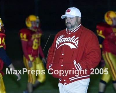 Thumbnail 2 in Calvary Chapel Downey vs. Whittier Christian photogallery.