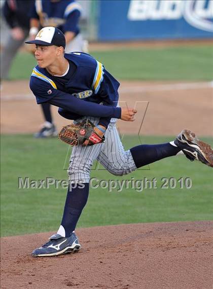 Thumbnail 1 in Leland vs. Palo Alto (CIF CCS D2 Playoffs) photogallery.