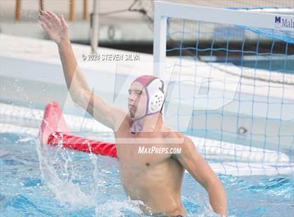 Thumbnail 2 in Carlsbad vs. Mira Costa (CIF SoCal Regional Division 2 Final) photogallery.