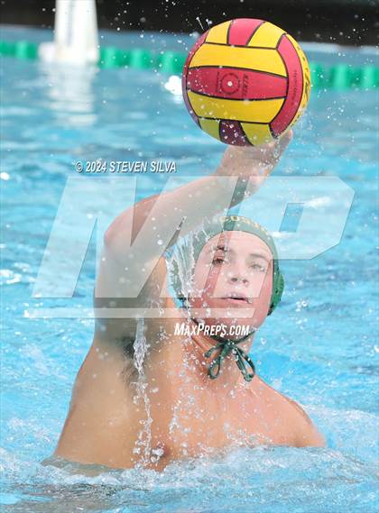 Thumbnail 3 in Carlsbad vs. Mira Costa (CIF SoCal Regional Division 2 Final) photogallery.