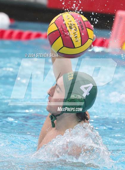 Thumbnail 1 in Carlsbad vs. Mira Costa (CIF SoCal Regional Division 2 Final) photogallery.