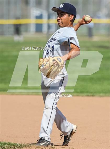 Thumbnail 3 in Gabrielino @ Arroyo photogallery.