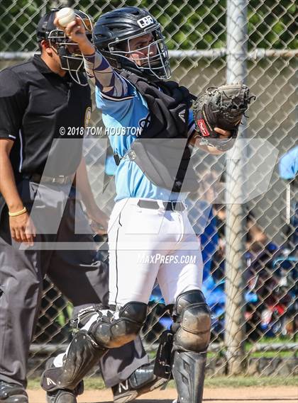 Thumbnail 3 in Gabrielino @ Arroyo photogallery.