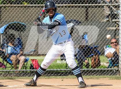 Thumbnail 1 in Gabrielino @ Arroyo photogallery.