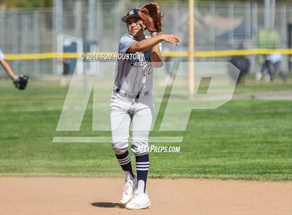 Thumbnail 3 in Gabrielino @ Arroyo photogallery.