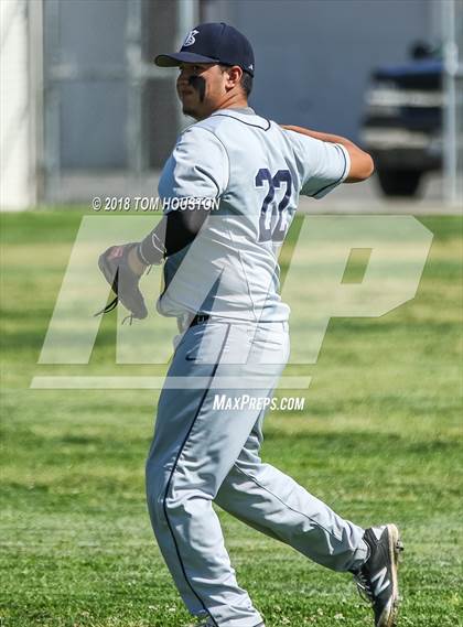Thumbnail 1 in Gabrielino @ Arroyo photogallery.