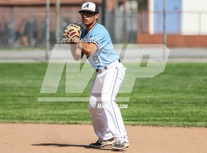 Thumbnail 2 in Gabrielino @ Arroyo photogallery.