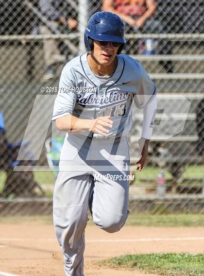 Thumbnail 2 in Gabrielino @ Arroyo photogallery.